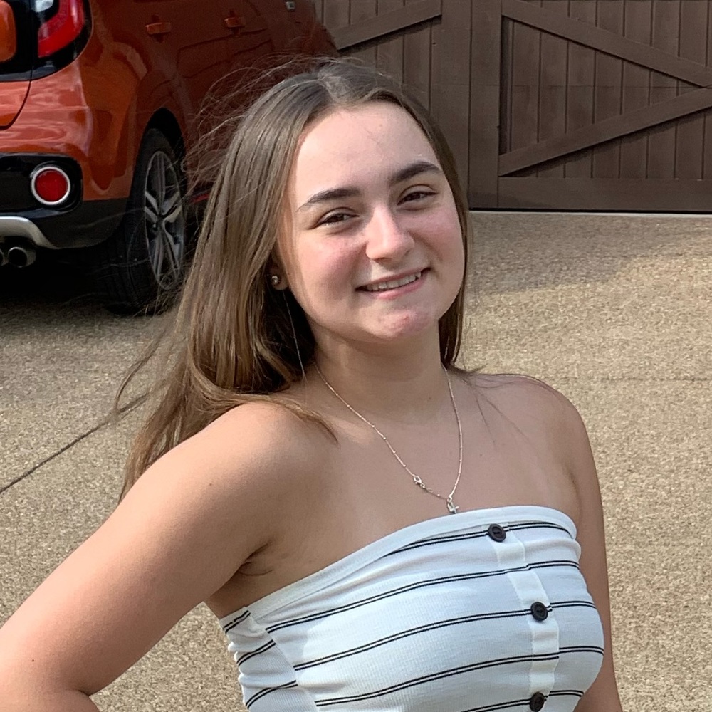 Meet your Posher, Leah